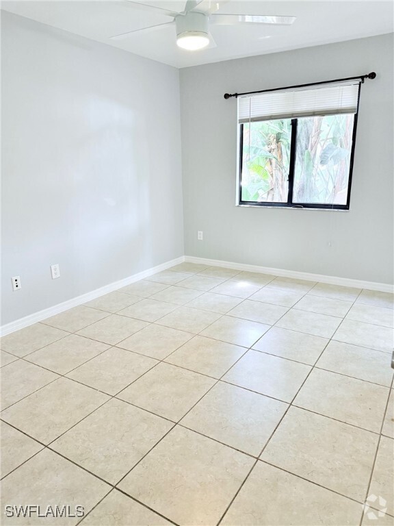 Building Photo - 1420 Green Valley Cir