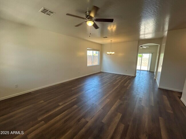 Building Photo - 7210 S 41st Dr
