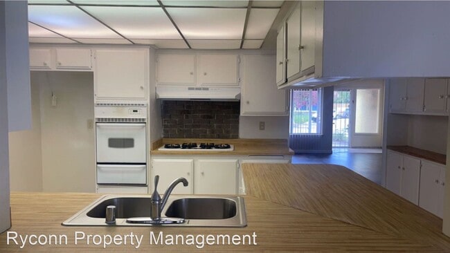 Building Photo - 4 br, 2 bath House - 10080 Delphi Ct.