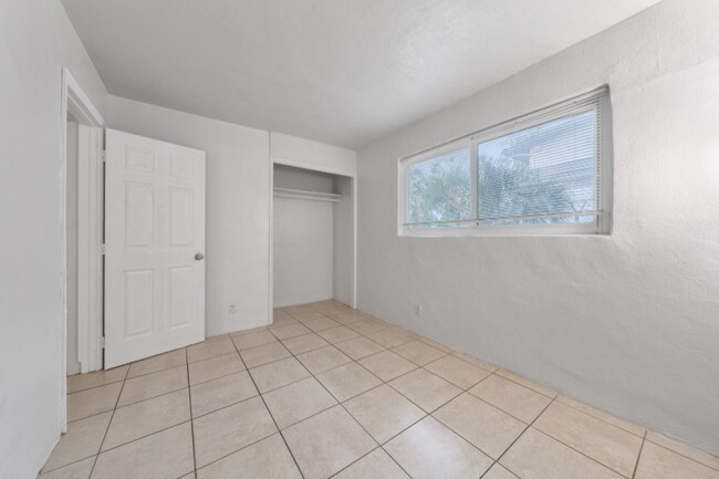 Foto del edificio - 1210 NW 2nd St