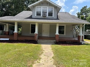 Building Photo - 514 Everette St
