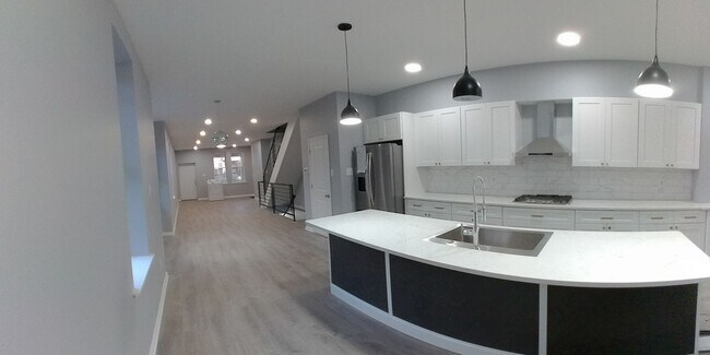 Building Photo - Beautifully remodeled, modern spacious home