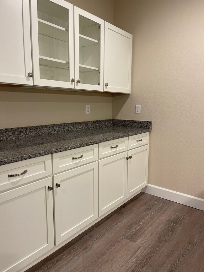 Building Photo - 5908 Wheatberry Dr