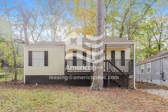 Building Photo - 1049 Northwood Dr