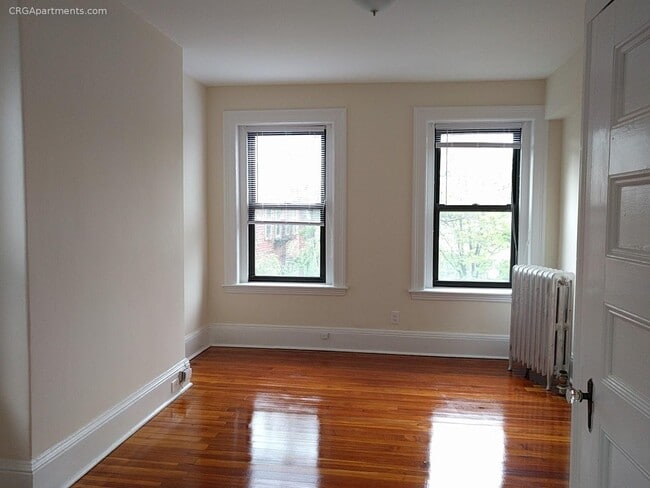 Building Photo - 880 Massachusetts Ave