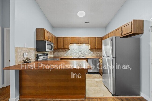 Foto del edificio - 4130 Charlotte Hwy