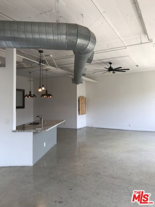 Foto del edificio - 530 Molino St