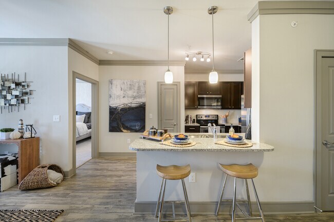 Foto del edificio - 4 Weeks Rent-Free – Move In Today!