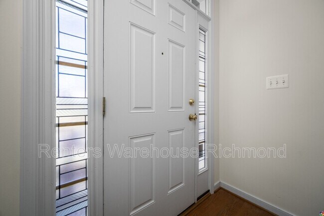 Building Photo - 10269 Kestrel Dr