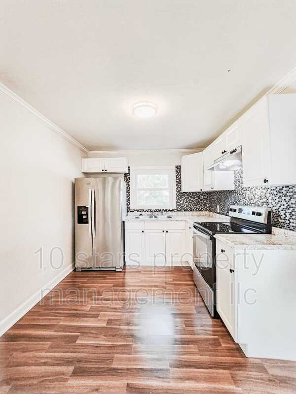 Foto del edificio - 3412 N 54th St