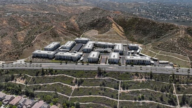  - The Overlook Santa Clarita