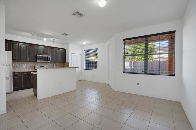 Foto del edificio - 24085 SW 109th Ct