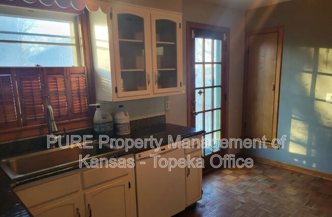 Foto del edificio - 1635 SW Burnett Rd