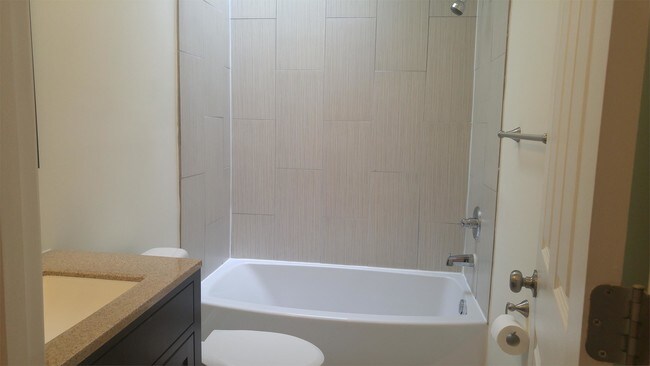 Foto del edificio - 1911 M St NE