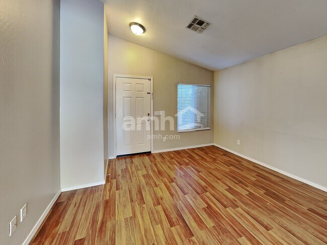 Building Photo - 12415 N 121st Dr