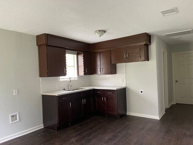 Foto del edificio - Available