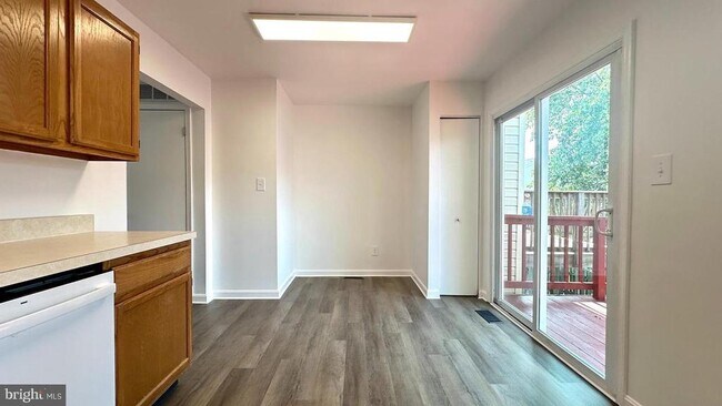 Building Photo - 1426 St Michael Ct