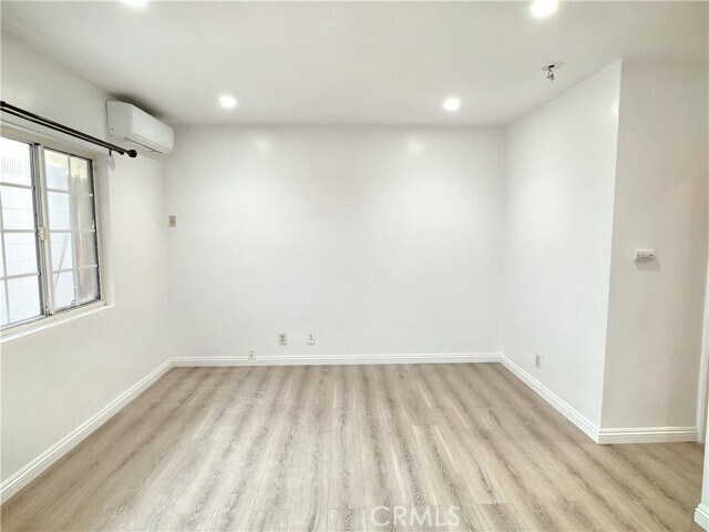 Foto del edificio - 13618 Earlham Dr