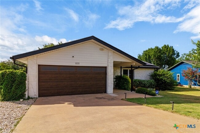 Building Photo - 600 Splitrock
