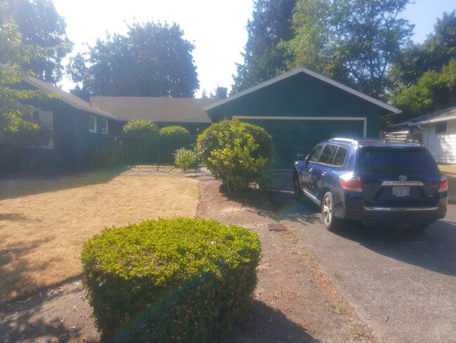 Foto del edificio - 11900 SW Douglas St
