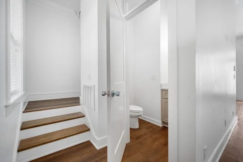 Foto del edificio - 2110 Loretta Parker Lane