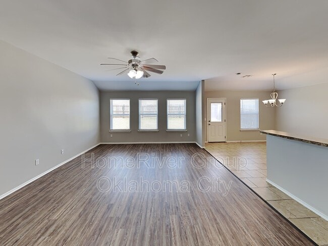 Building Photo - 8509 SW 50th St