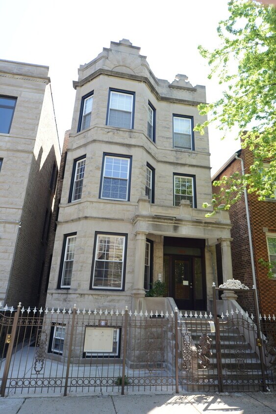 3323 W Pierce Ave, Chicago, IL 60651 House Rental in Chicago, IL