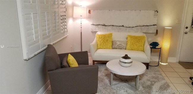 Foto del edificio - 333 SE Martin Ave