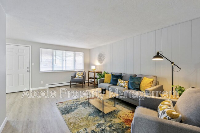 Foto del edificio - 434 W 10th St