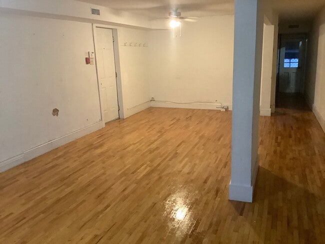 Building Photo - 66 Furby St