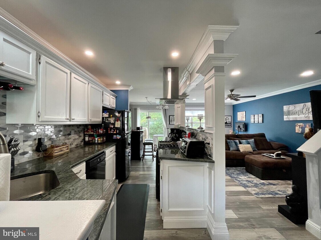 Foto principal - 3304 Sterling Rd