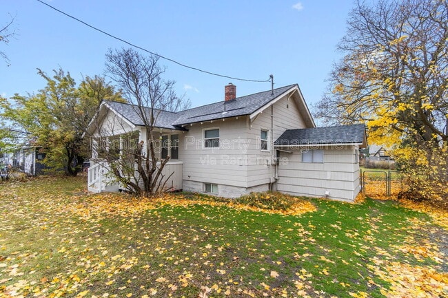 Foto del edificio - 111 S Barker Rd