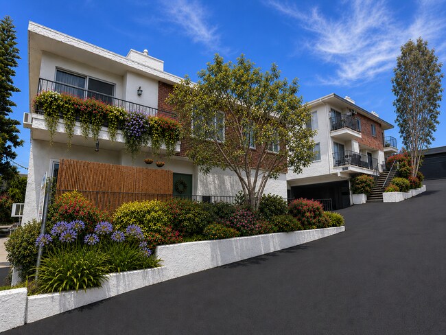 Foto del edificio - 3432-3434 S Centinela Ave