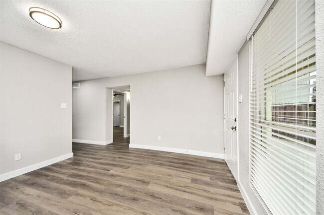 Foto del edificio - 781 Country Pl Dr