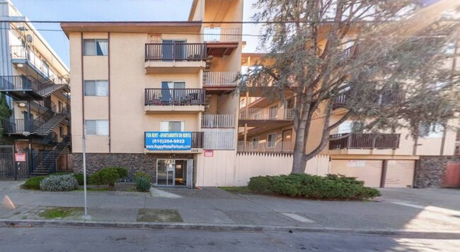 Foto del edificio - 1924 9th Ave