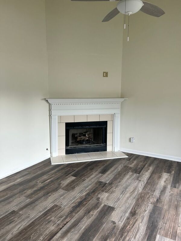 Foto del edificio - 4924 Cheshire Ln