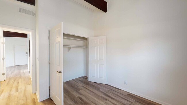 Building Photo - 201 Wickham Way