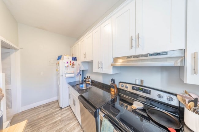 Photo - Large Townhouse Washington Square