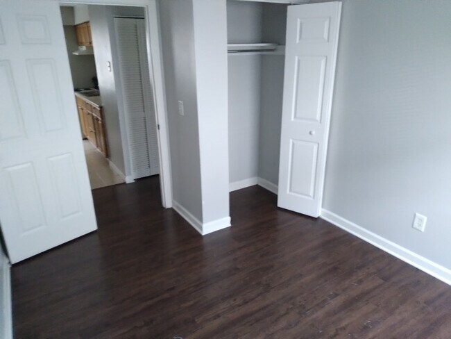 Foto del edificio - 50 Willowwood Dr