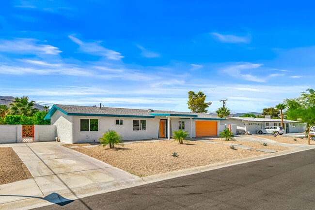 Building Photo - 2627 N Cerritos Rd