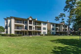 Exterior - Parc at Champion Forest