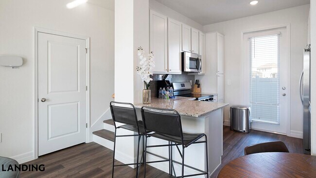 Building Photo - 8925 Livigno Wy