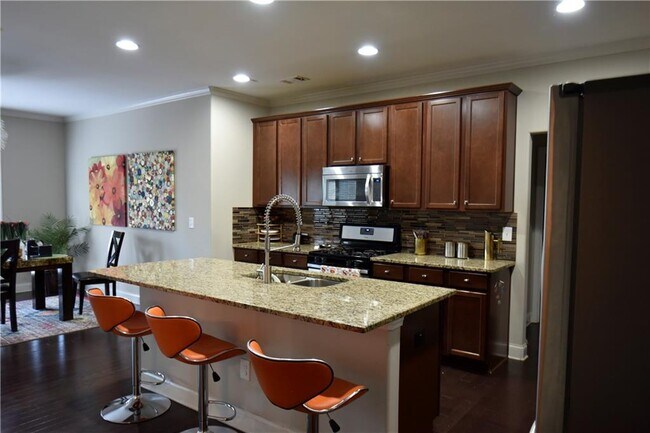 Foto del edificio - 1805 Kingsbridge Ct