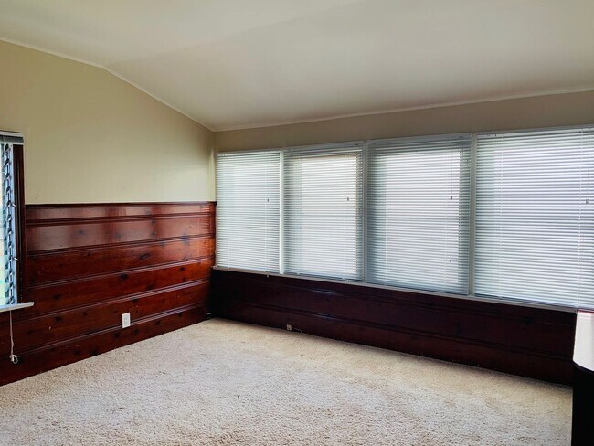 Foto del interior - 11923-27 Venice Blvd