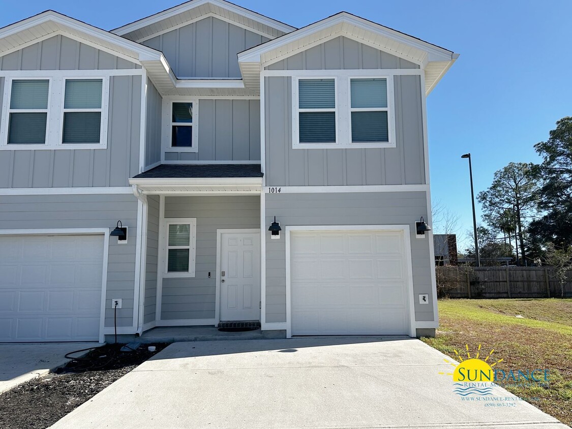 Foto principal - Spacious 3-Bedroom Home in Fort Walton Beach!