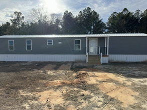 Building Photo - 72 Rolandale Ln