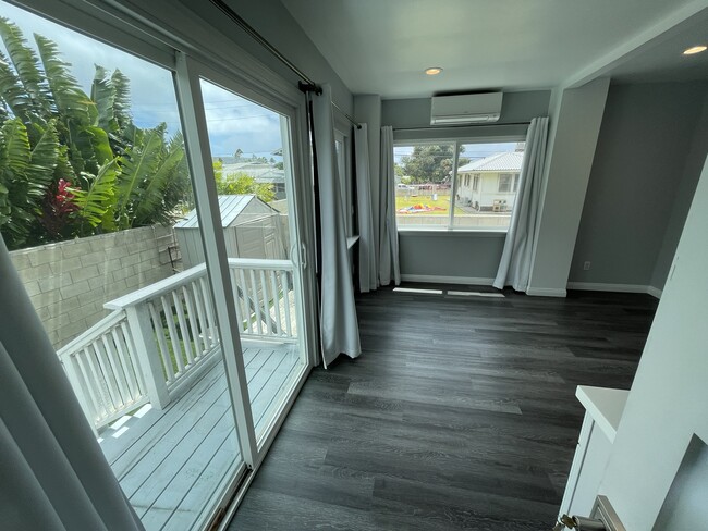 Foto del edificio - 6153 Kalaniana?ole Hwy