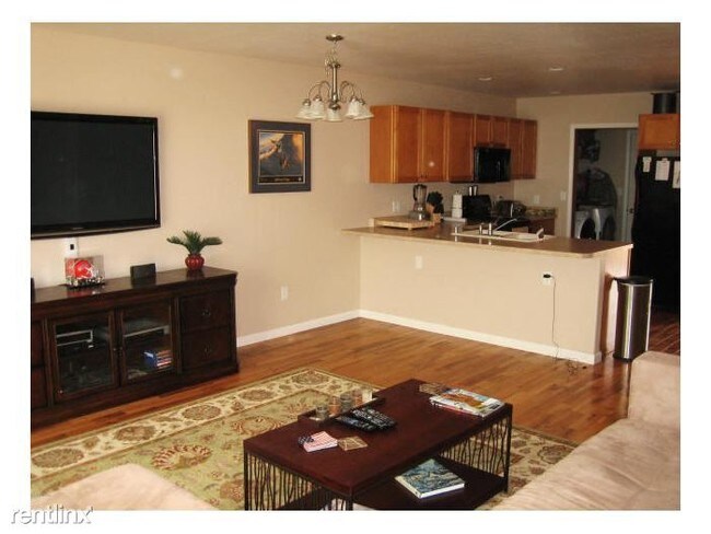 Building Photo - 2 br, 2 bath Apartment - 4220 Central