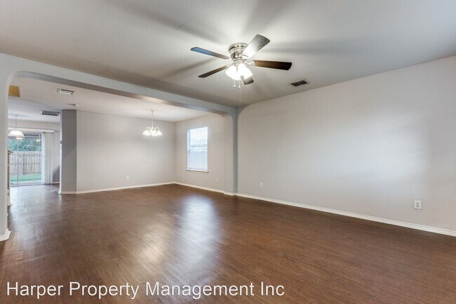Building Photo - 4 br, 2.5 bath House - 10915 Buckskin Bend