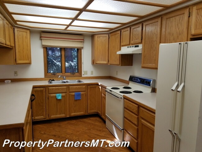 Building Photo - *** Beautiful Condo *** - 2Bed 2Bath